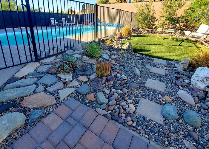 4 Mi To Beach: Havasu W/ Pool! * Lake Havasu City