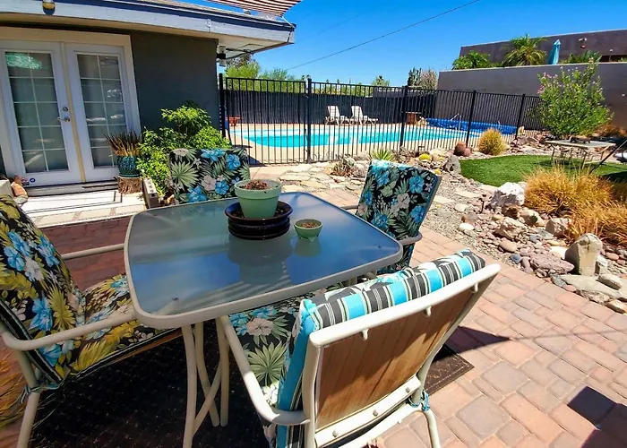 4 Mi To Beach: Havasu W/ Pool! Apartment *