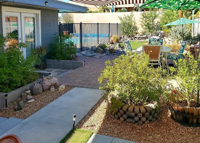 4 Mi To Beach: Havasu W/ Pool!